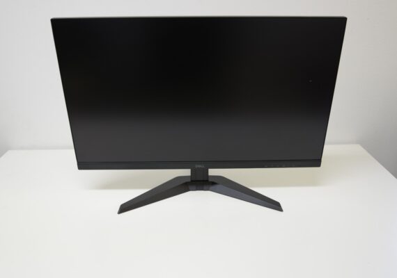 Dell G2725D 27" WQHD Gaming Monitor 180Hz IPS 1ms gebraucht Kratzer