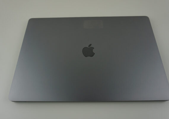 Apple MacBook Pro 16" i7 9.Gen 16GB 512GB SSD Retina macOS | gebraucht